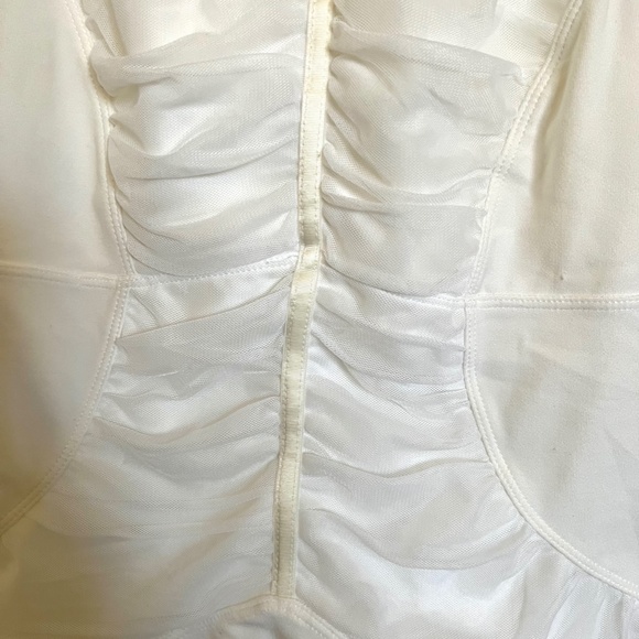 Vintage Nike White Tulle Shirt Size Small - Picture 3 of 3